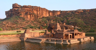 Badami1