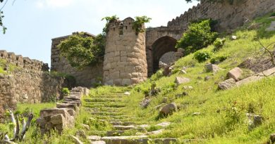 Bhongir Fort